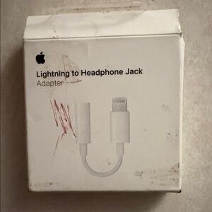 Apple Lightning to Headphone Jack Adapter - Classic White